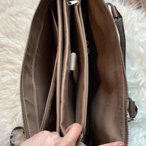 Marc New York Andrew Marc genuine leather purse - Picture 6 of 11